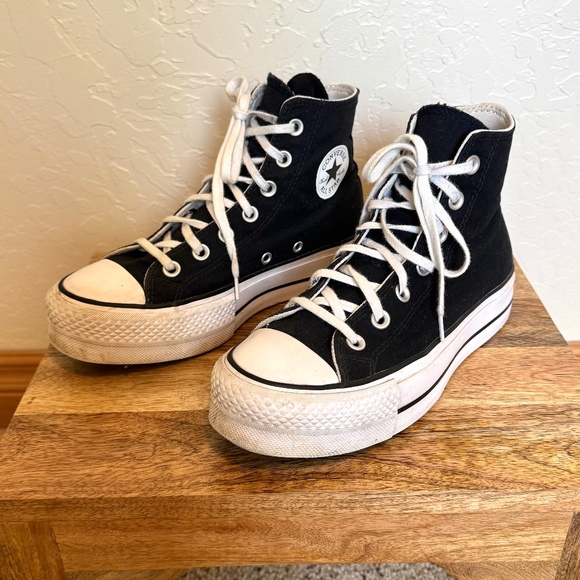 Chuck Taylor All Star Lift Platform Canvas in Black (Size 6) - Picture 1 of 6